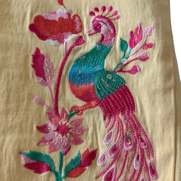 DG2 Diane Gilman Embellished Yellow Jeans Embroidered Peacock Flowers 6P - Picture 3 of 6
